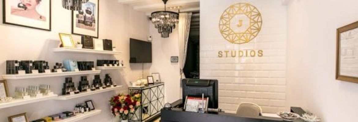J Studios (Haji Lane Bugis Flagship Store) – Good Acne Facial Singapore